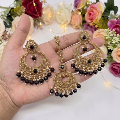 Black earrings tikka set jewellery set