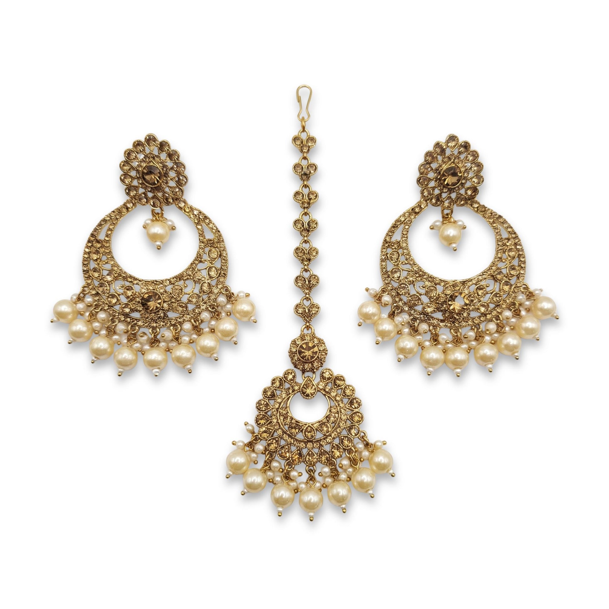 Golden Earrings and a Mang Tikka Set