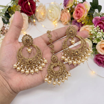 Golden Earrings and a Mang Tikka Set