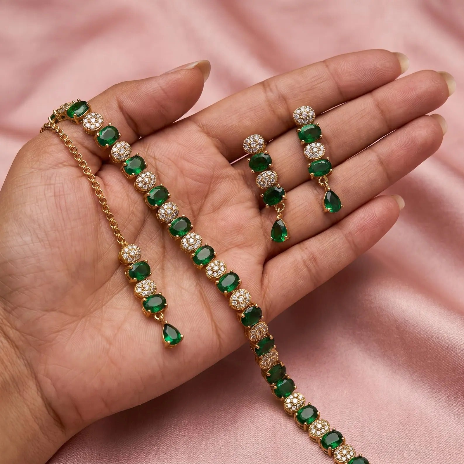 Green Choker Necklace Set styled elegantly on a mannequin for a traditional bridal jewellery look