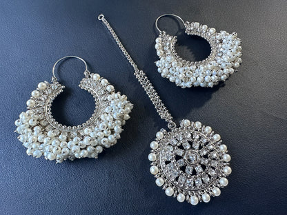 Wedding wear silver white Chand Bali earrings and tikka. pakistani trending earrings tikka
