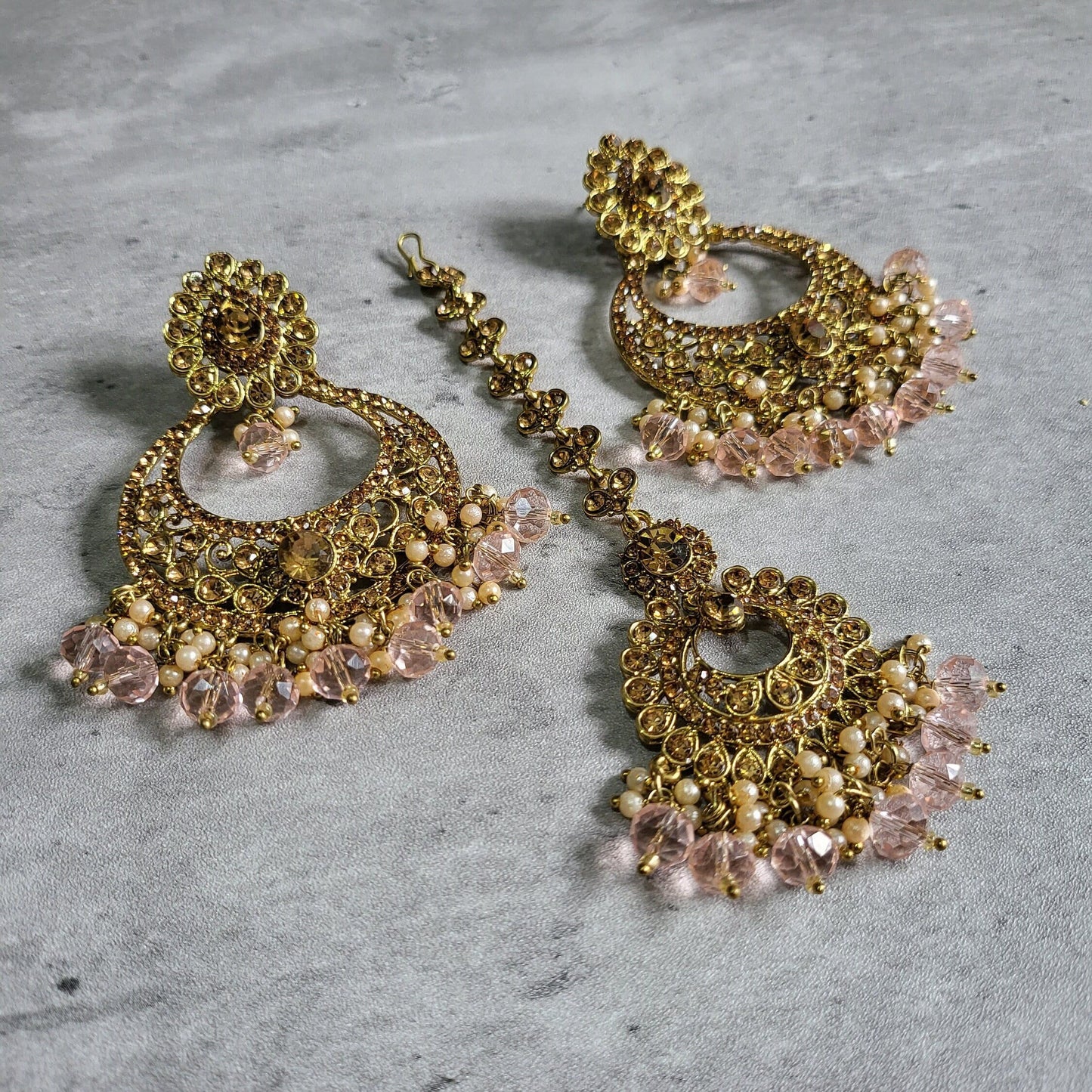 pink earrings tikka set, baby pink earrings, wedding jewellery, high quality indian jewellery. suitable for wedding and parties