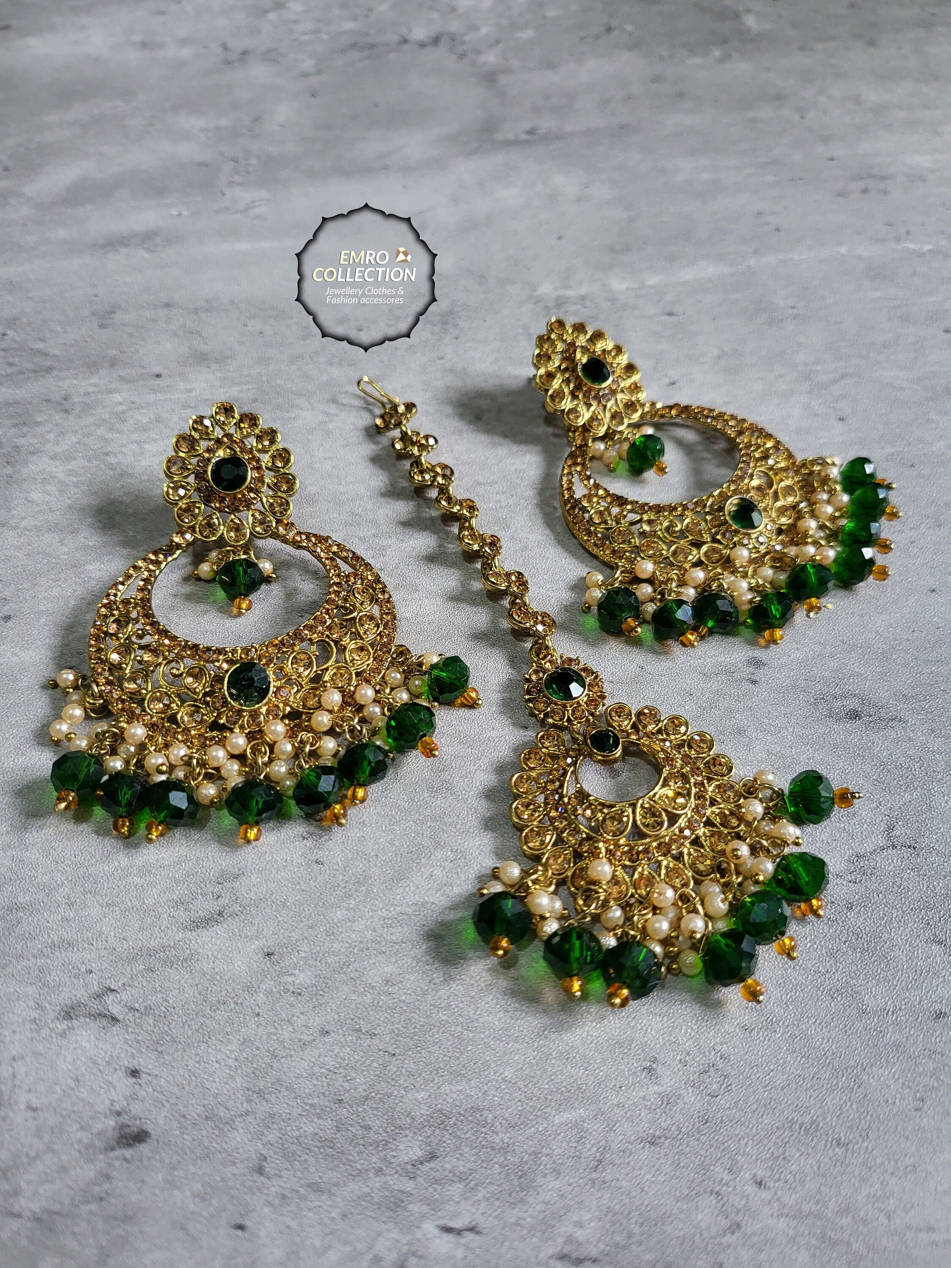Green earrings tikka set, Dark green earrings, wedding jewellery, High quality Indian jewellery! suitable for wedding and parties