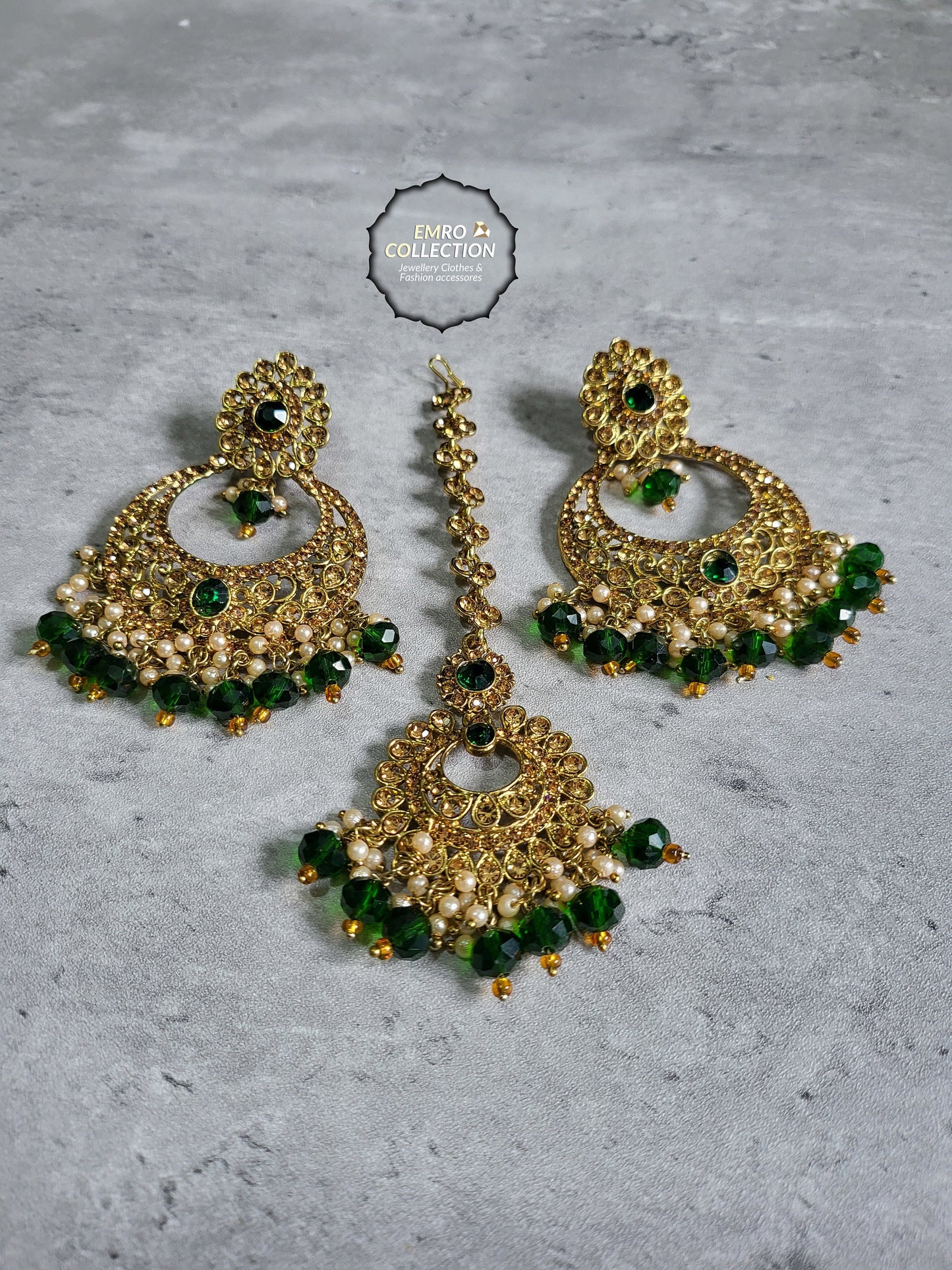 green earrings tikka set, dark green earrings, wedding jewellery, high quality indian jewellery! suitable for wedding and parties