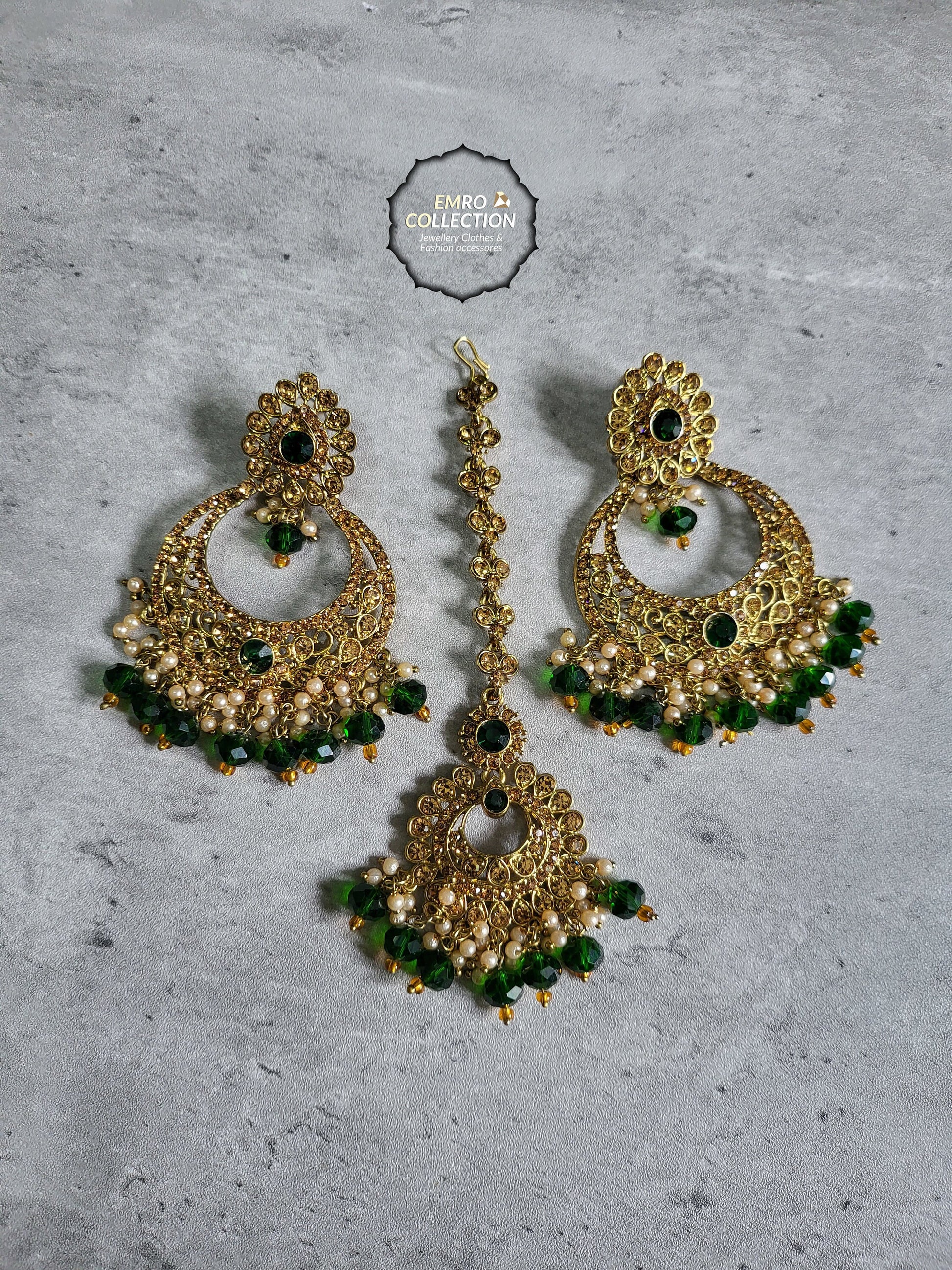 Green earrings tikka set, Dark green earrings, wedding jewellery, High quality Indian jewellery! suitable for wedding and parties