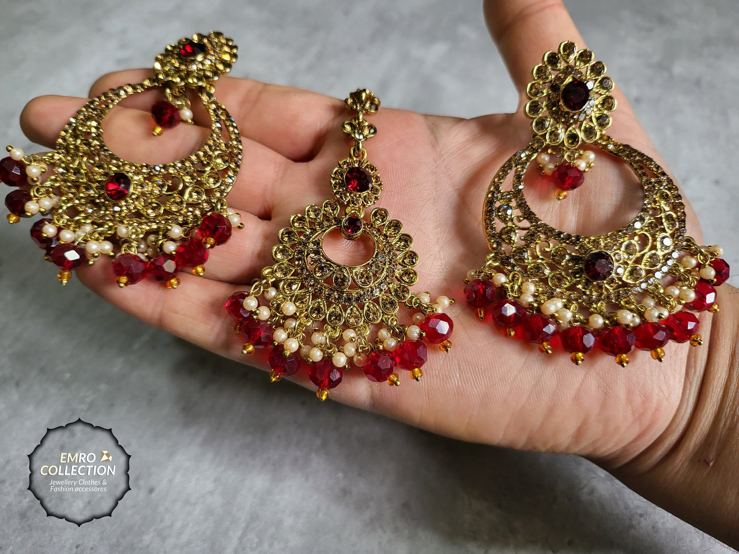 maroon earrings, gold and maroon earings, dangle earrings, indian earrings, high quality indian jewellery. suitable for wedding and parties
