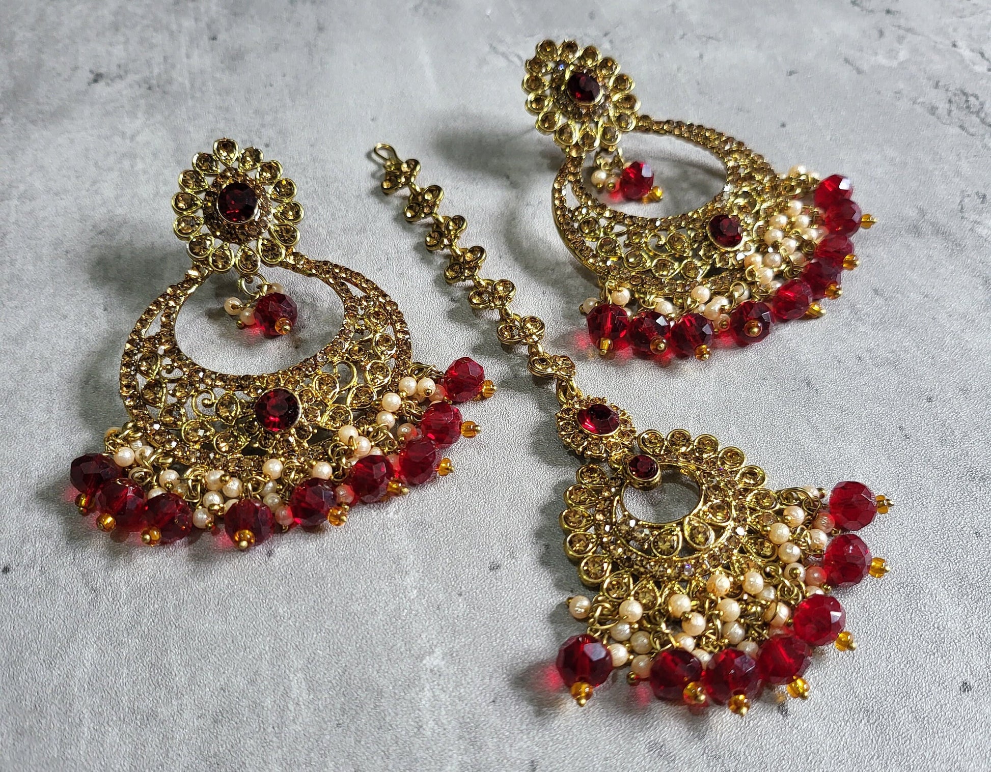 maroon earrings, gold and maroon earings, dangle earrings, Indian earrings, High quality Indian jewellery. suitable for wedding and parties